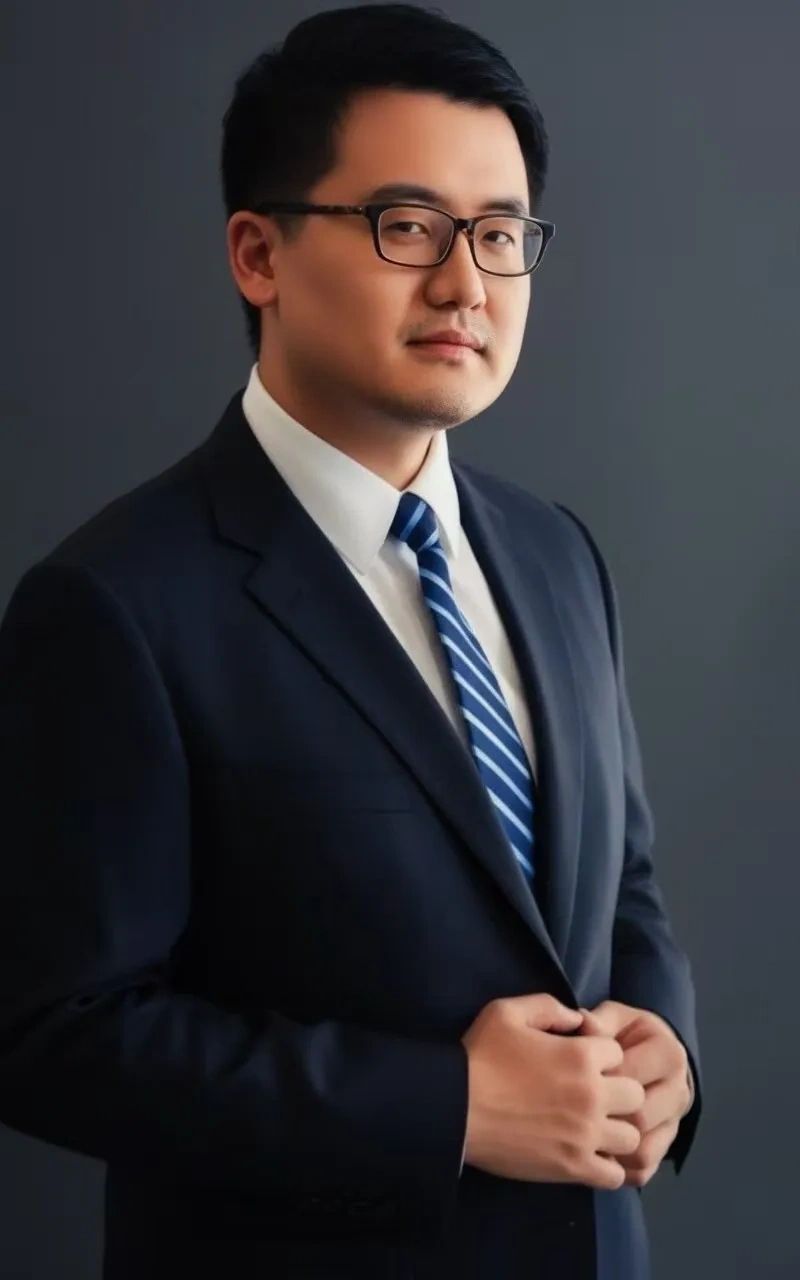 Portrait of Henry Chen